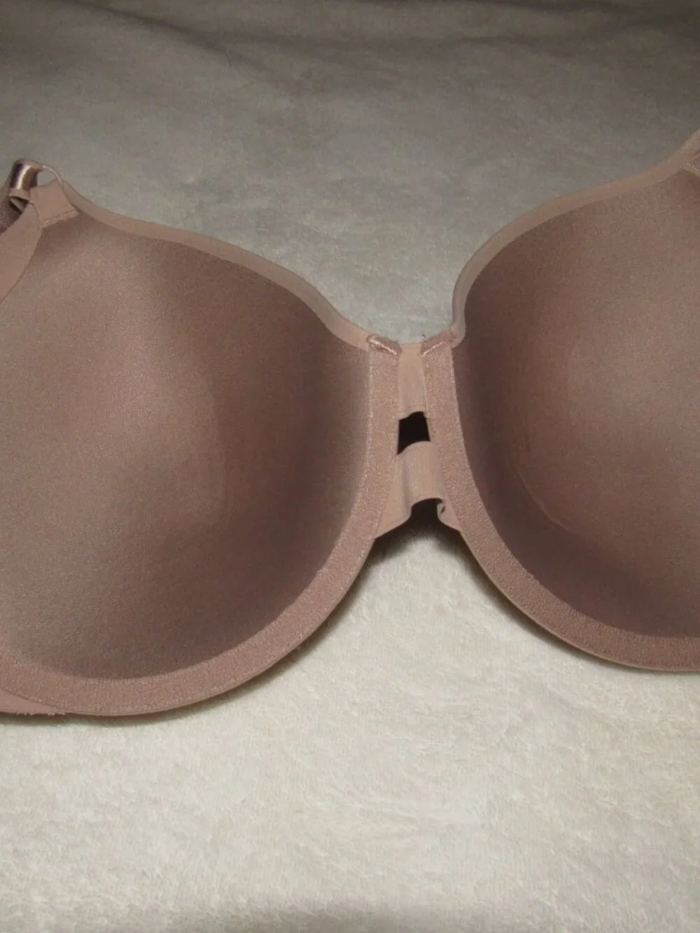 Warners Beige No Side Effects Bra Size 38DD USED